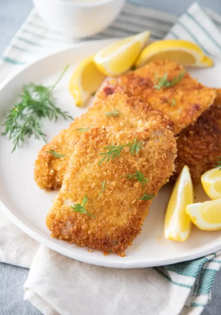 Thịt lợn chiên giòn kiểu Schnitzel (1)